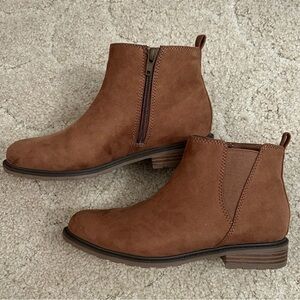 Sonoma Women’s Suede Ankle Boots